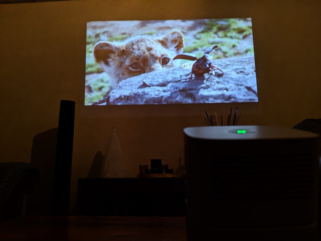 benq gv1 portable projector