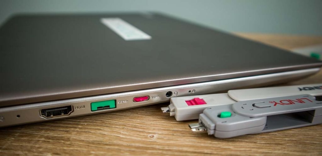 lindy_portblockers_2