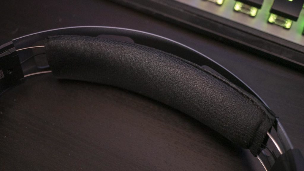 Turtle Beach Elite Atlas Aero Gaming Headset 1